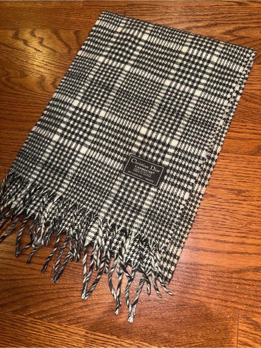Dior Men’s Black and White Checked Wool Scarf